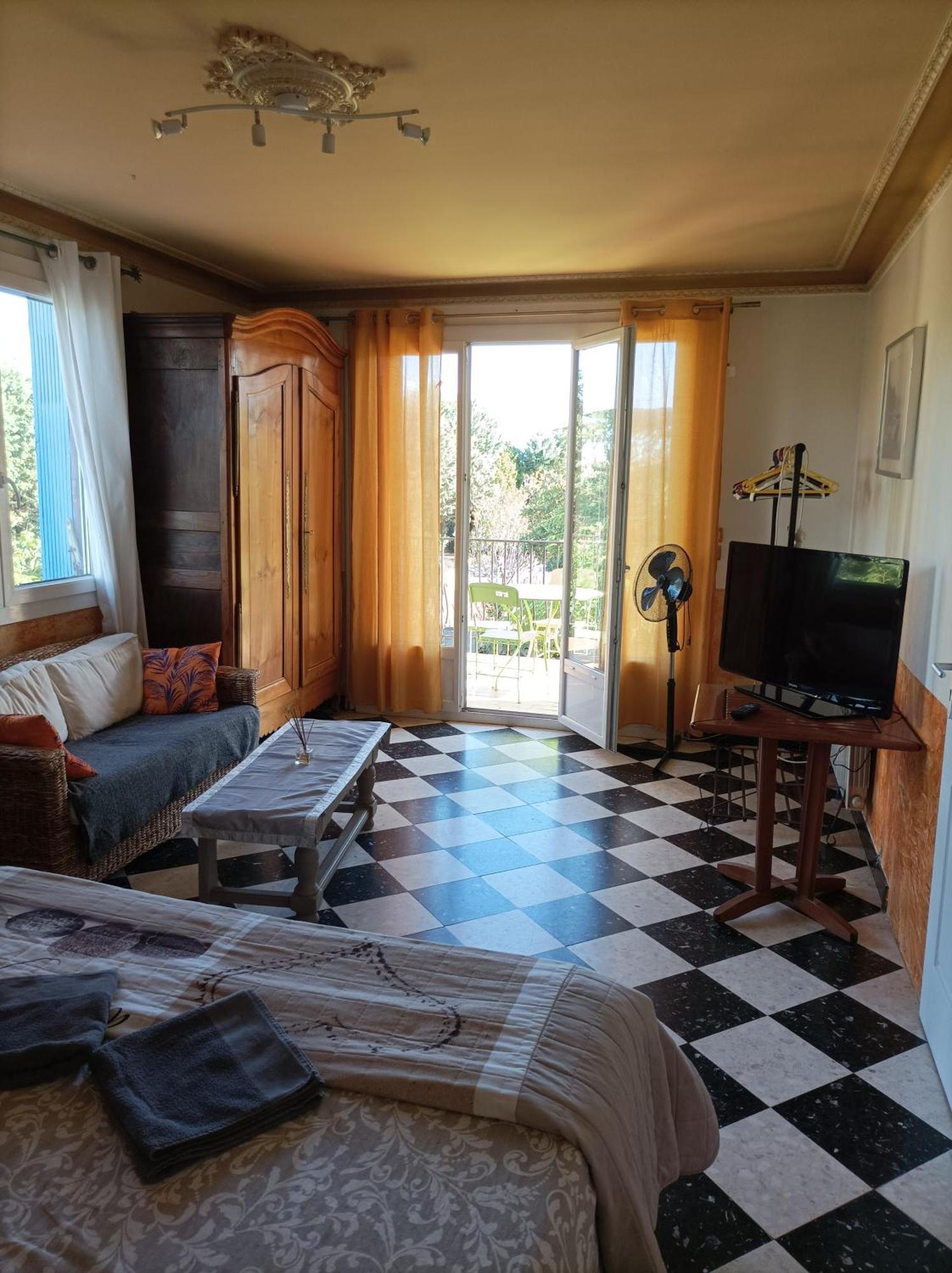 Chambre D'Hotes Les Garrigues Piolenc Εξωτερικό φωτογραφία